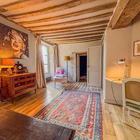 Manoir Avec Piscine Interieure Chauffee Farm stay *