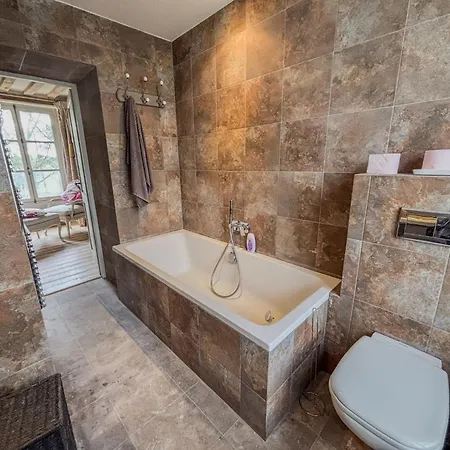 Le Manoir De Saint-ouen Avec Piscine Chauffee Interieure