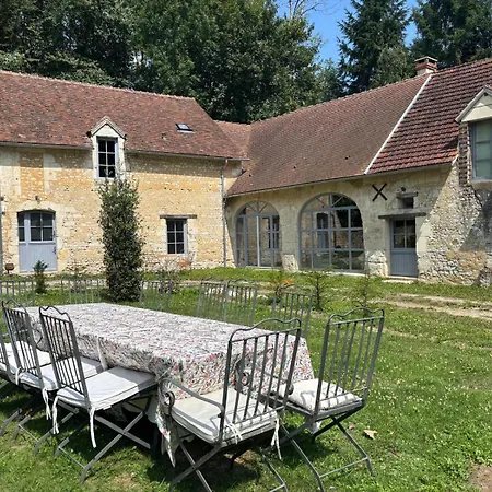 Çiftlik konaklama Le Manoir De Saint-ouen Avec Piscine Chauffee Interieure *