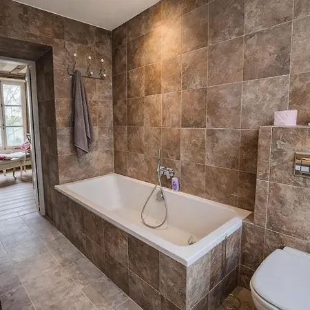 Le Manoir De Saint-ouen Avec Piscine Chauffée Intérieure Agroturismo Saint-Ouen-de-la-Cour
