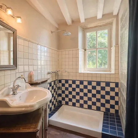 Le Manoir De Saint-ouen Avec Piscine Chauffée Intérieure * Saint-Ouen-de-la-Cour