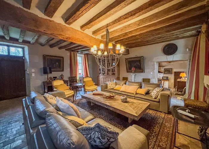 Le Manoir De Saint-ouen Avec Piscine Chauffee Interieure Farm stay *