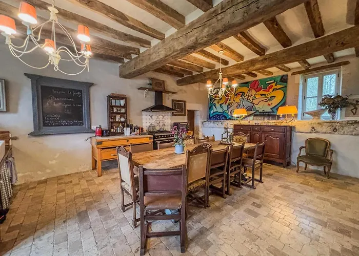 Le Manoir De Saint-ouen Avec Piscine Chauffee Interieure Çiftlik konaklama