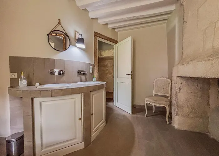 Çiftlik konaklama Le Manoir De Saint-ouen Avec Piscine Chauffee Interieure