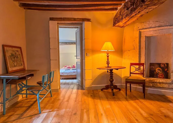 Farm stay Le Manoir De Saint-ouen Avec Piscine Chauffee Interieure Saint-Ouen-de-la-Cour