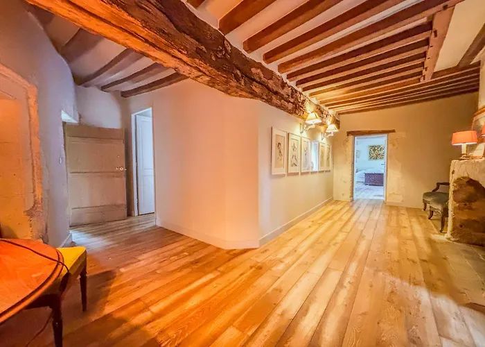 Le Manoir De Saint-ouen Avec Piscine Chauffee Interieure Çiftlik konaklama