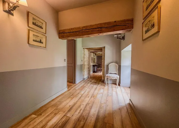 Çiftlik konaklama Le Manoir De Saint-ouen Avec Piscine Chauffee Interieure Saint-Ouen-de-la-Cour