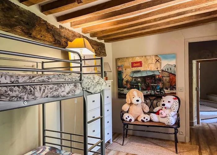 Çiftlik konaklama Le Manoir De Saint-ouen Avec Piscine Chauffee Interieure *