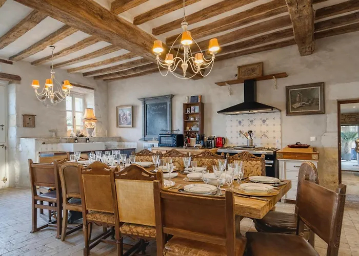 Çiftlik konaklama Le Manoir De Saint-ouen Avec Piscine Chauffee Interieure *