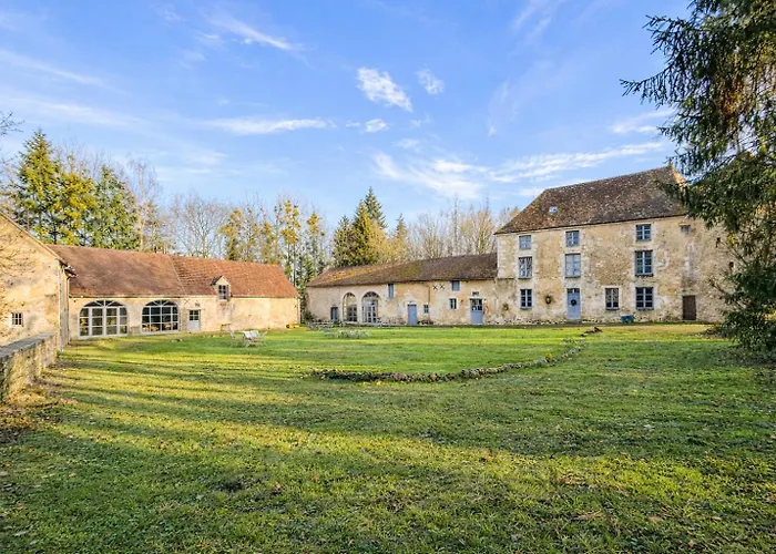 Le Manoir De Saint-ouen Avec Piscine Chauffee Interieure Çiftlik konaklama Saint-Ouen-de-la-Cour