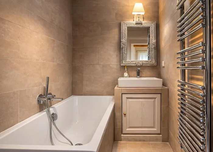 Le Manoir De Saint-ouen Avec Piscine Chauffee Interieure Çiftlik konaklama *