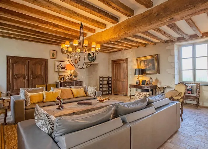 Çiftlik konaklama Le Manoir De Saint-ouen Avec Piscine Chauffee Interieure *