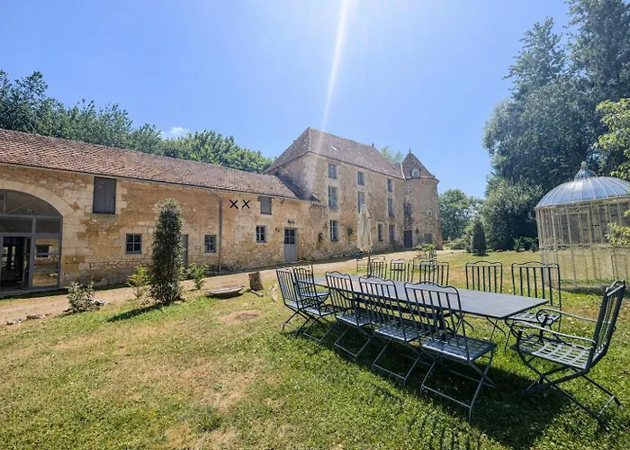 Çiftlik konaklama Le Manoir De Saint-ouen Avec Piscine Chauffee Interieure